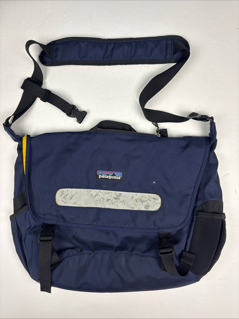 Patagonia Half Mass Messenger Bag Navy Blue Reflective Outdoor Hike Nylon Used